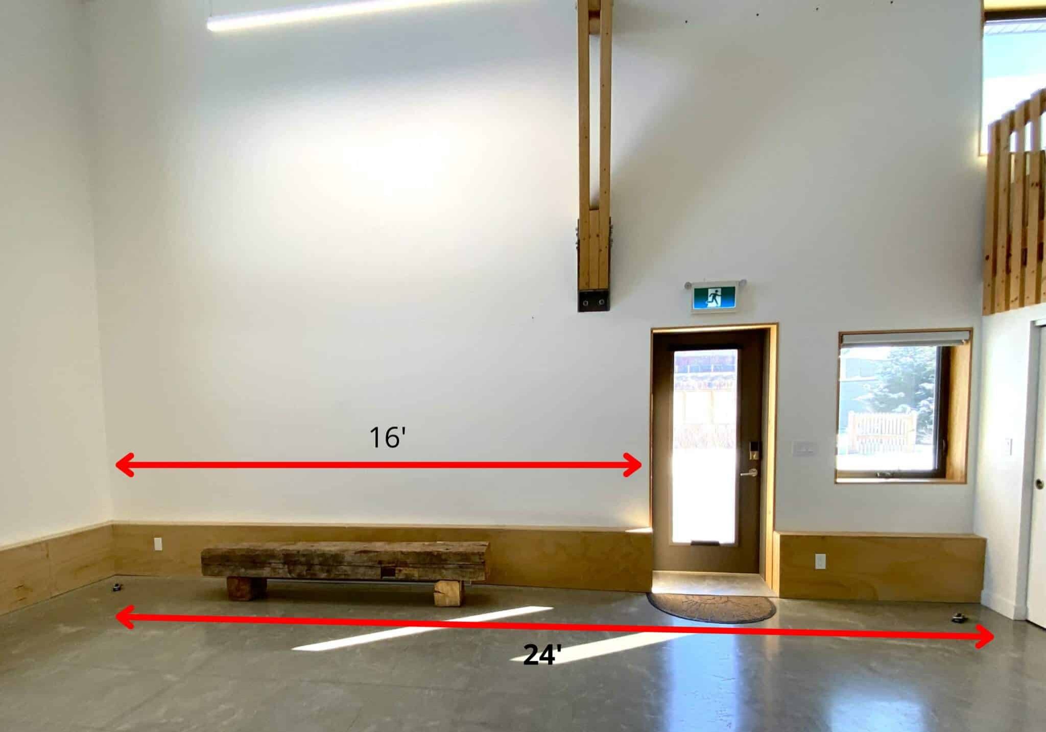 Studio A : Dimension mur de gauche